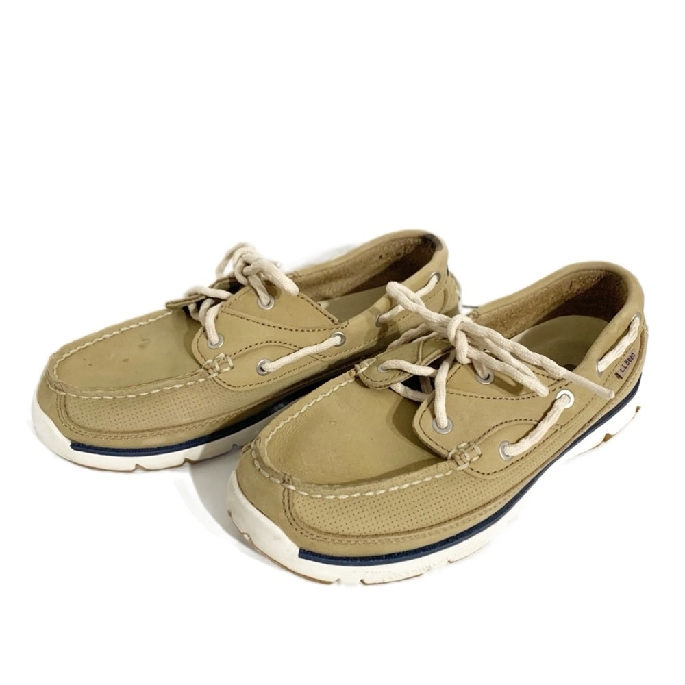 L. L. Bean Leather Portlander Free Flex Lace Up Boat Shoe Contrasting Stitching